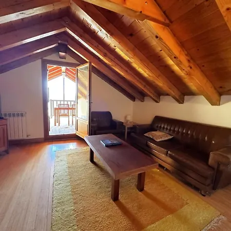 Casa El Mirador De *